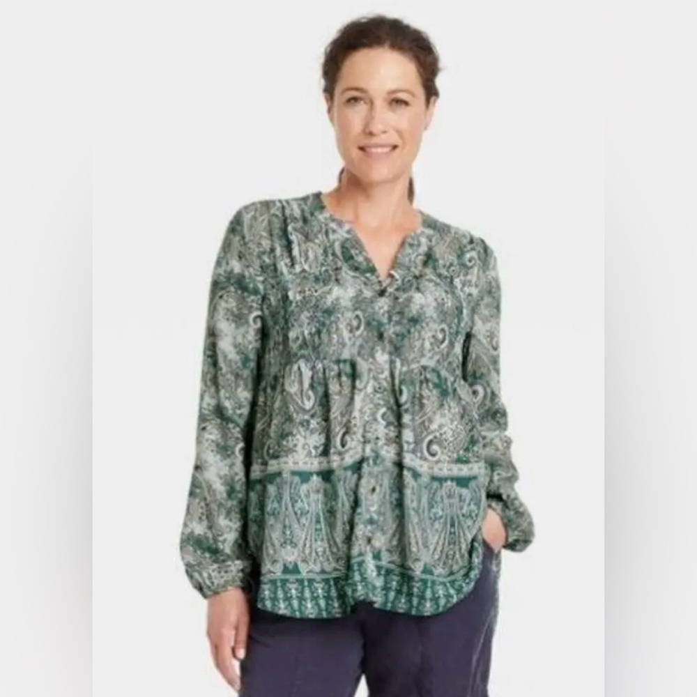 Knox Rose Blouse Size M Long sleeves Green Paisley Floral
